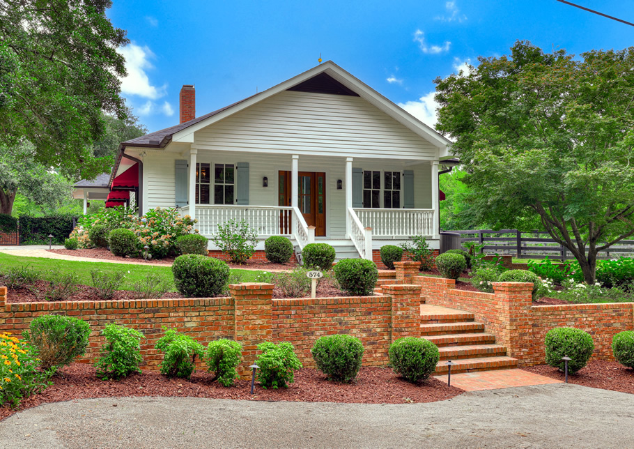 Aikens Horse District